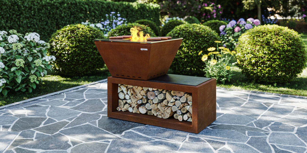Max Blank Grill Kubus – Originalfoto von Max Blank
